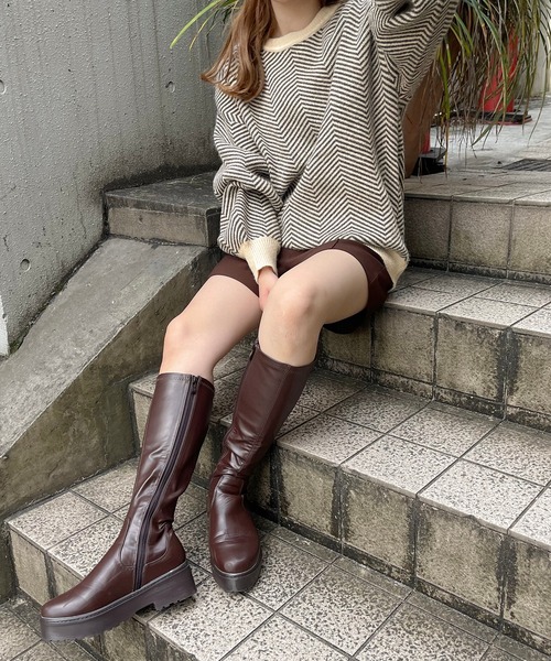apres jour clair(アプレジュールクレア)の「【apres jour clair】ヘリンボーン柄ニット(ニット/セーター・レディース・ネイビー/モカ・X-LARGE/フリー)」の12枚目の写真