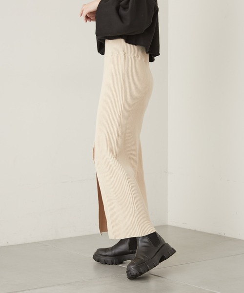 Chico(チコ)の「ニットスリットロングスカート(スカート・レディース・ブラック/ブラウン/アイボリー・FREE)」の19枚目の写真