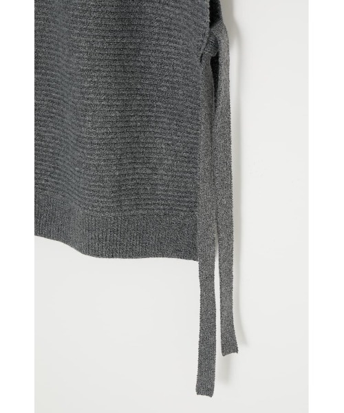 MOUSSY(マウジー)の「USEFUL KNIT ベスト(ニット/セーター・レディース・チャコールグレー/ブラック/アイボリー・FREE)」の7枚目の写真