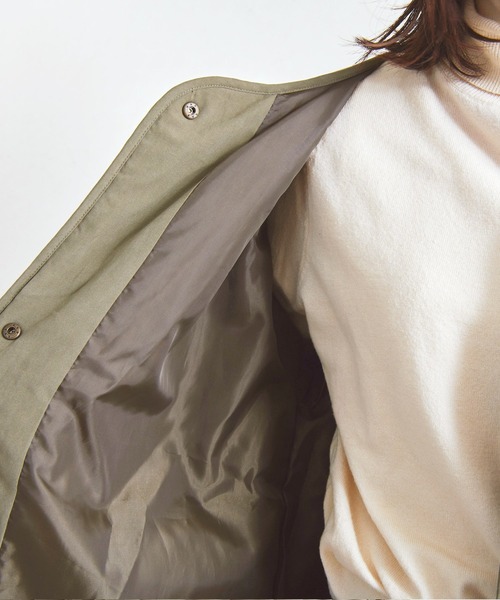 Fizz（フィズ）の「【Fizz/フィズ】　縦キルト中綿入りパイピングノーカラーロングコート（ノーカラーコート・レディース・ブラック/ベージュ/カーキ/アイボリー・M）」の15枚目の写真