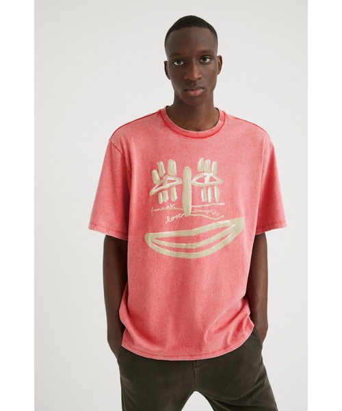 Desigual(デシグアル)の「ネコ科動物 Tシャツ(Tシャツ/カットソー・メンズ・ブラック/レッド・L/XL/S/M/XXL)」の2枚目の写真