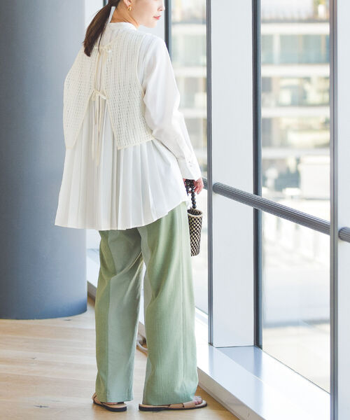 Ray BEAMS（レイビームス）の「RBS / バック プリーツ ベスト セット（シャツ/ブラウス・レディース・ホワイト/ブラック・ONE SIZE）」の20枚目の写真