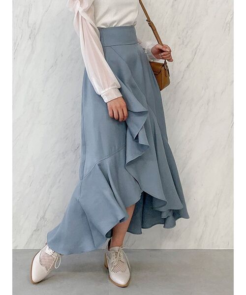 dazzlin(ダズリン)の「シャイニーラッフルフレアスカート(スカート・レディース・グレー/ブルー/ベージュ・FREE)」の3枚目の写真