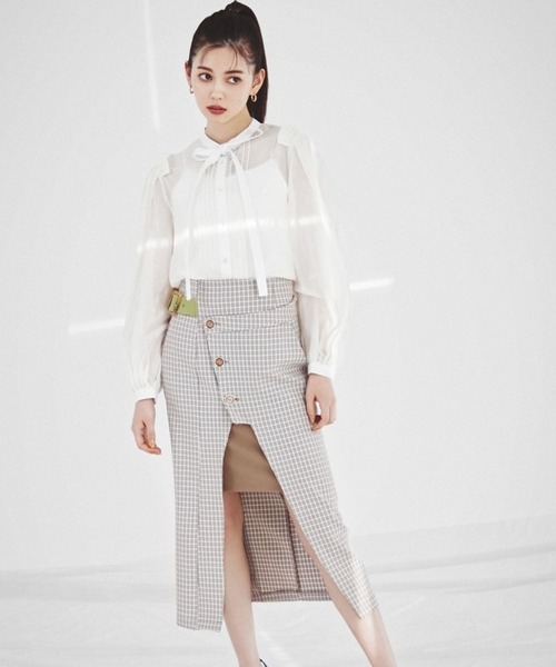 REDYAZEL(レディアゼル)の「チェック配色サイドベルト付きスカート(スカート・レディース・ベージュ/ネイビー/イエロー・SMALL/MEDIUM)」の1枚目の写真