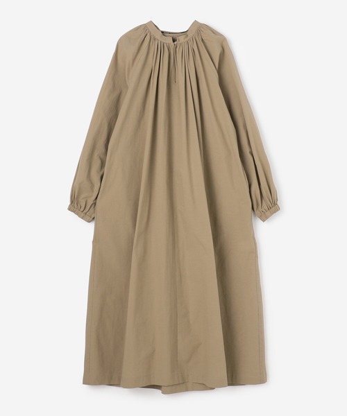 nicholson and nicholson(ニコルソンアンドニコルソン)の「nicholson & nicholson | ギャザーシャツドレス WOMEN(ワンピース・レディース・ブラック/ベージュ・38)」の9枚目の写真