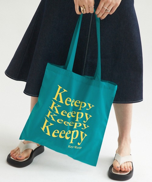 Keeepy（キーピー）の「【Keeepy】wave logo color tote bag（トートバッグ・レディース・ブラック/オフホワイト/ピンク/グリーン/ブルー・FREE）」の4枚目の写真