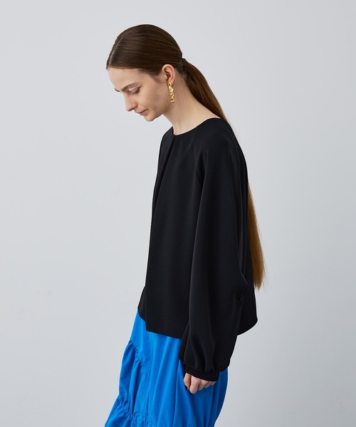 UNITED TOKYO（ユナイテッドトウキョウ）の「ラップスリーブブラウス（シャツ/ブラウス・レディース・ライトブルー/ブラック/オフホワイト/ブルー・FREE）」の14枚目の写真