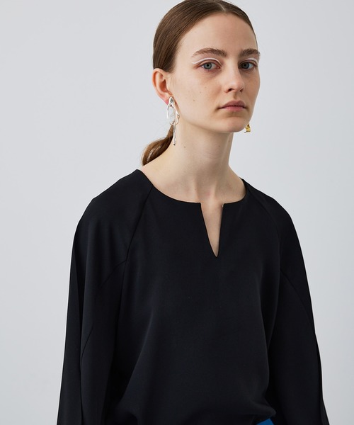 UNITED TOKYO（ユナイテッドトウキョウ）の「ラップスリーブブラウス（シャツ/ブラウス・レディース・ライトブルー/ブラック/オフホワイト/ブルー・FREE）」の21枚目の写真