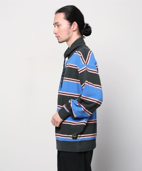 Levi's（リーバイス）の「ハイネックトップス PALACE BLUE