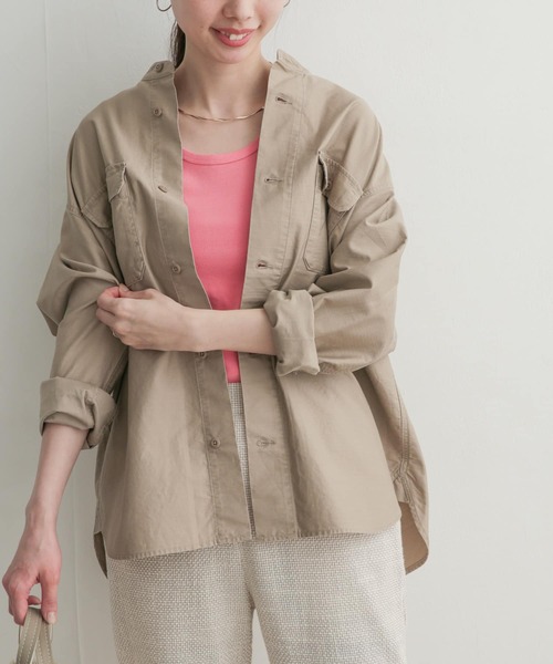 URBAN RESEARCH DOORS（アーバンリサーチドアーズ）の「コットンミリタリースタンドシャツ（シャツ/ブラウス・レディース・ベージュ/カーキ・MEDIUM）」の17枚目の写真