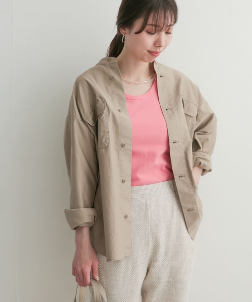 URBAN RESEARCH DOORS（アーバンリサーチドアーズ）の「コットンミリタリースタンドシャツ（シャツ/ブラウス・レディース・ベージュ/カーキ・MEDIUM）」の19枚目の写真