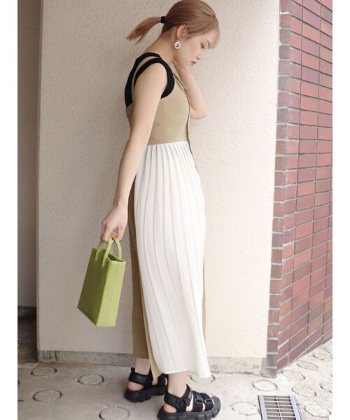 MURUA(ムルーア)の「スイッチジャンパースカート(ワンピース・レディース・ベージュ/インディゴブルー/アイボリー・1/2)」の21枚目の写真