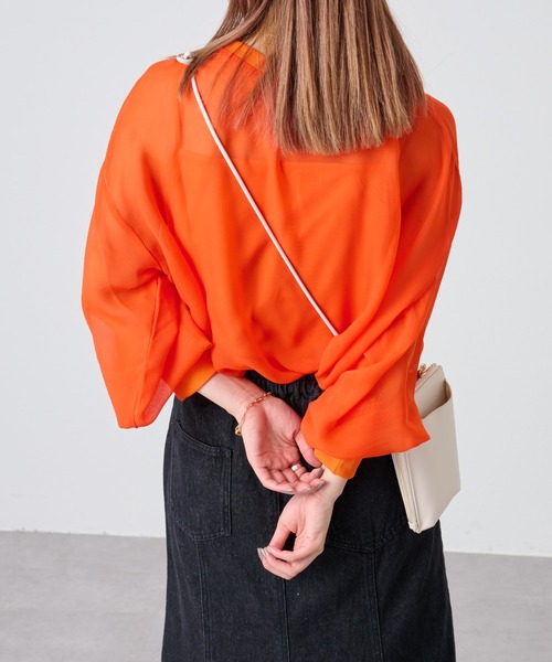 COLONY 2139（コロニートゥーワンスリーナイン）の「長袖シアートップス&キャミセット（Tシャツ/カットソー・レディース・ブラック/グリーン/オレンジ/アイボリー/モカ・FREE）」の10枚目の写真