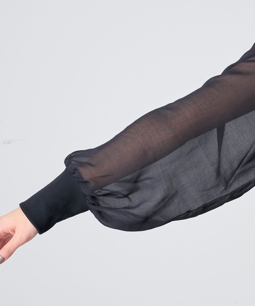 COLONY 2139（コロニートゥーワンスリーナイン）の「長袖シアートップス&キャミセット（Tシャツ/カットソー・レディース・ブラック/グリーン/オレンジ/アイボリー/モカ・FREE）」の18枚目の写真