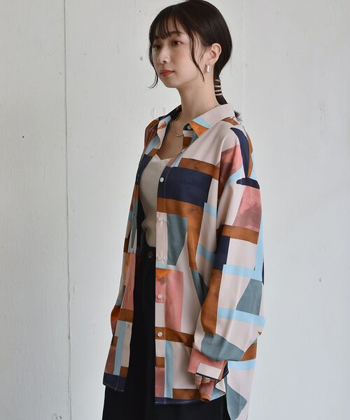 RETRO GIRL（レトロガール）の「柄アソートBIGシャツ（シャツ/ブラウス・レディース・ブラック系その他/ブラウン系その他/マルチ・FREE）」の21枚目の写真