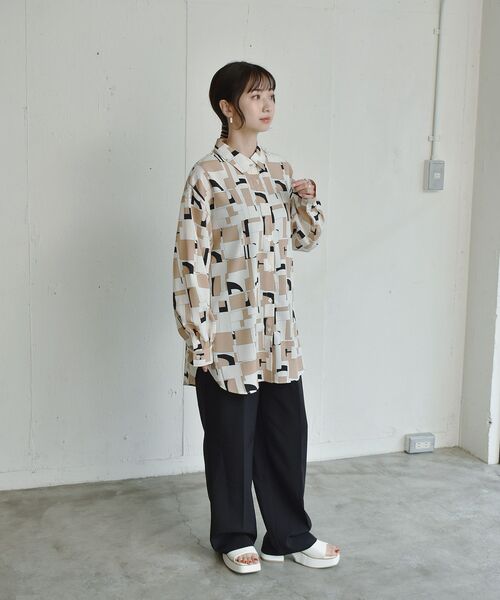 RETRO GIRL（レトロガール）の「柄アソートBIGシャツ（シャツ/ブラウス・レディース・ブラック系その他/ブラウン系その他/マルチ・FREE）」の20枚目の写真