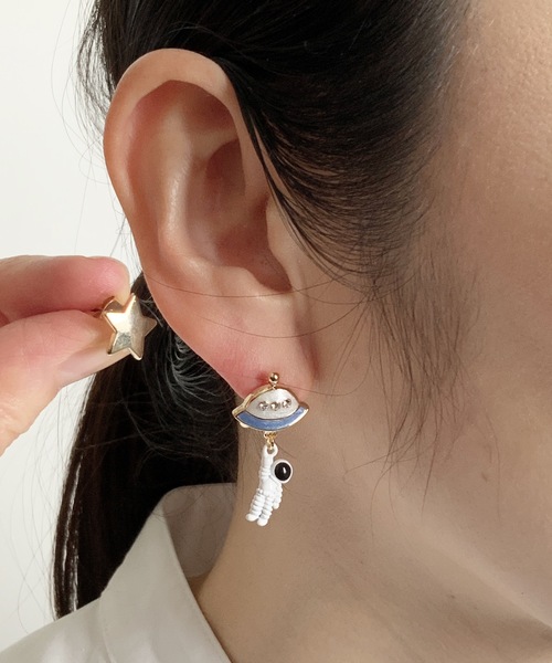 新品　ガーグル　さらわれた 宇宙飛行士　ピアス　ブラック gargle ガーグル:さらわれた宇宙飛行士 チタンポストピアス