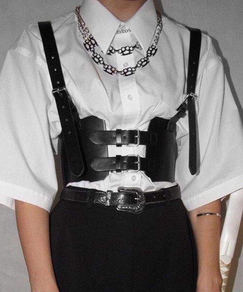 almo(アルモ)の「Wベルトハーネス【YC】(ベルト・レディース・ブラック/キャメル・FREE)」の7枚目の写真