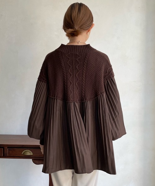 DouDou(ドゥドゥ)の「【WEB限定】プリーツ切替ケーブルニットプルーバー(シャツ/ブラウス・レディース・ブラック/ブラウン/ベージュ/チャコールグレー/オフホワイト/ライトベージュ・FREE)」の15枚目の写真