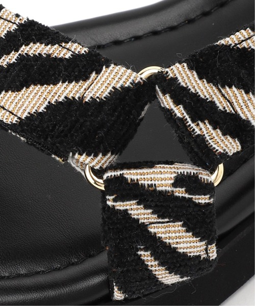 LE TALON（ルタロン）の「GRISE アツゾココンビストラップサンダル（サンダル・レディース・パープル/ブラック×ブラック・SMALL/MEDIUM/LARGE/X-SMALL/X-LARGE）」の10枚目の写真