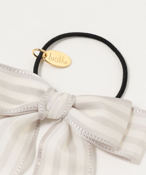 こども ビームス（コドモビームス）の「lusikka / Wストライプ ヘアゴム（ヘアゴム・キッズ・ブラック/ライトグレー・ONE SIZE）」の5枚目の写真