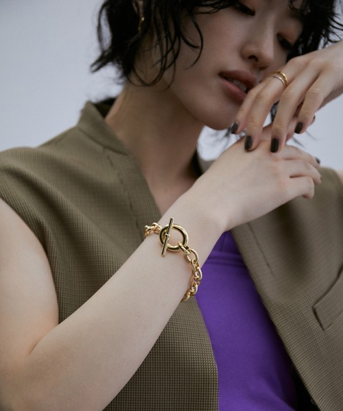 Laura Lombardi（ローラロンバルディ）の「【Laura Lombardi】 PORTRAIT BRACELET（ブレスレット・レディース・ゴールド・FREE）」の2枚目の写真