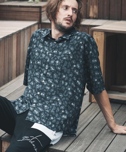 qwerty（クワーティ）の「mhs1860-BlackCamo Leopard Shirts シャツ（シャツ/ブラウス・メンズ・グレー/ブラック・FREE）」の3枚目の写真