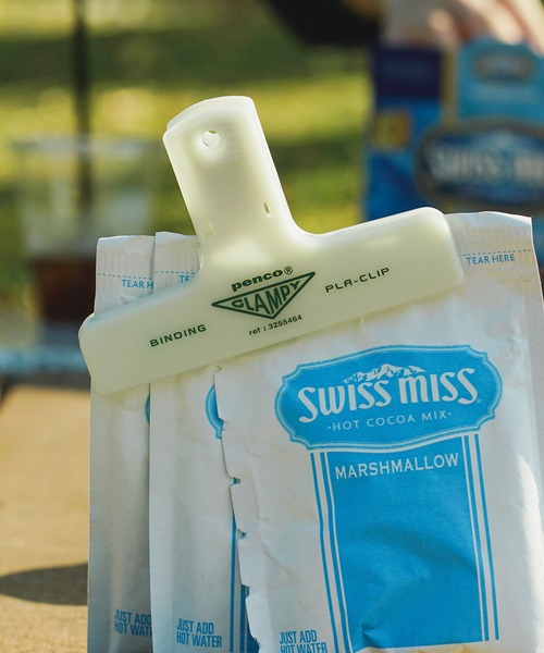 PENCO（ペンコ）の「penco ペンコ プラクリップ ブッククリップ グロー 蓄光（ステーショナリー・レディース・その他・FREE）」の2枚目の写真