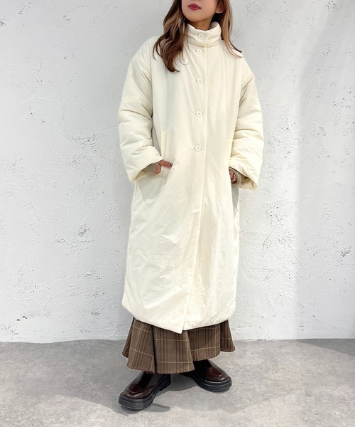 apres jour mignon（アプレジュールミニョン）の「中綿ロングコート【ZOZOTOWN限定アイテム】（その他アウター・レディース・ブラック/アイボリー・X-LARGE/フリー）」の6枚目の写真