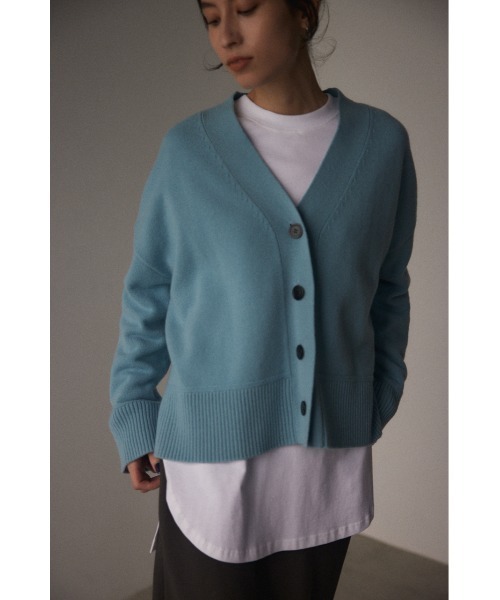 BLACK BY MOUSSY（ブラックバイマウジー）の「trinity basic cardigan(トリニティベーシックカーディガン)（カーディガン/ボレロ・レディース・グレー/ライトブルー/ブラック/グリーン/アイボリー・FREE）」の5枚目の写真