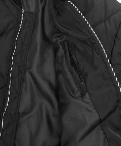 Figments（フィグメンツ）の「キルティングボンバージャケット（ミリタリージャケット・レディース・ブラック/カーキ・X-LARGE/LARGE）」の5枚目の写真