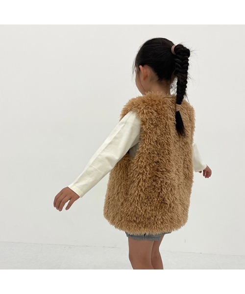 Lycee mine（リセマイン）の「プードルファーベスト（ベスト・キッズ・アイボリー/キャメル・M(110-120)/L(130-140)）」の13枚目の写真