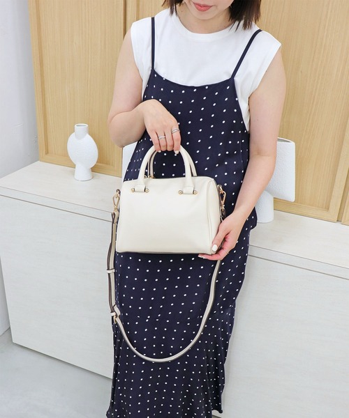 MIAN (ミアン)の「PIERIS / 2wayミニボストンバッグ(ボストンバッグ・レディース・ベージュ/カーキ/アイボリー/ブラック/ブラウン/ダークグリーン/ライトイエロー・FREE)」の11枚目の写真