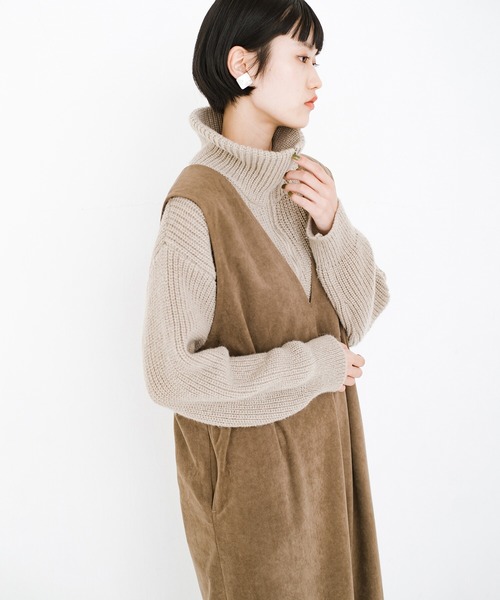 haco!(ハコ)の「「オシャレは我慢」なんてもうしない!寒い日のお出かけは無理せずに、あったか素材のジャンパースカート by que made me(ジャンパースカート・レディース・ライトブラウン/ブラック・LARGE/SMALL/MEDIUM/X-LARGE)」の10枚目の写真
