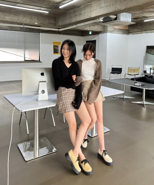 by muni:r（バイ ムニール）の「ステッチポイント厚底ローファー（ローファー・レディース・アイボリー/ブラック/ベージュ・23.0cm/23.5cm/24.0cm/24.5cm/25.0cm）」の10枚目の写真