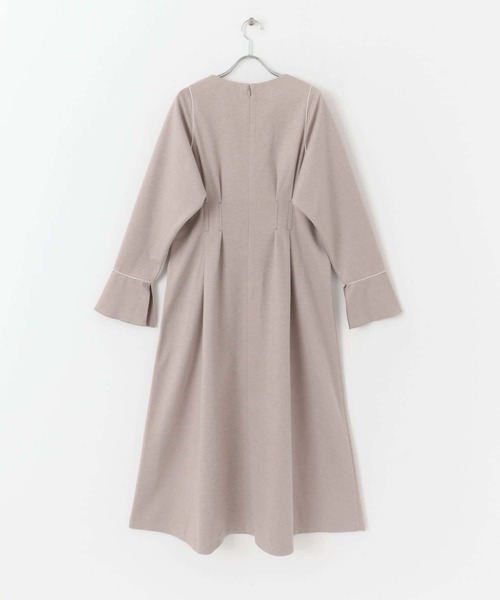 SENSE OF PLACE by URBAN RESEARCH(センスオブプレイスバイアーバンリサーチ)の「ウエストマークカットワンピース(ワンピース・レディース・アイボリー/ブラック/ライトベージュ・ONE)」の13枚目の写真