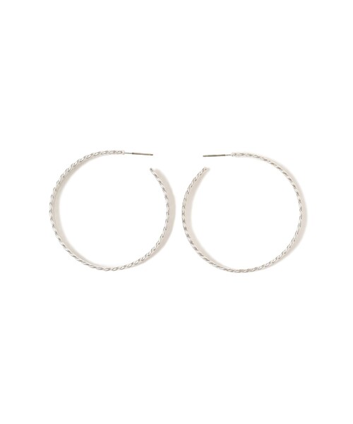 Ray BEAMS(レイビームス)の「Ray BEAMS / メタル レース フープ ピアス(ピアス(両耳用)・レディース・ゴールド/シルバー・ONE SIZE)」の1枚目の写真