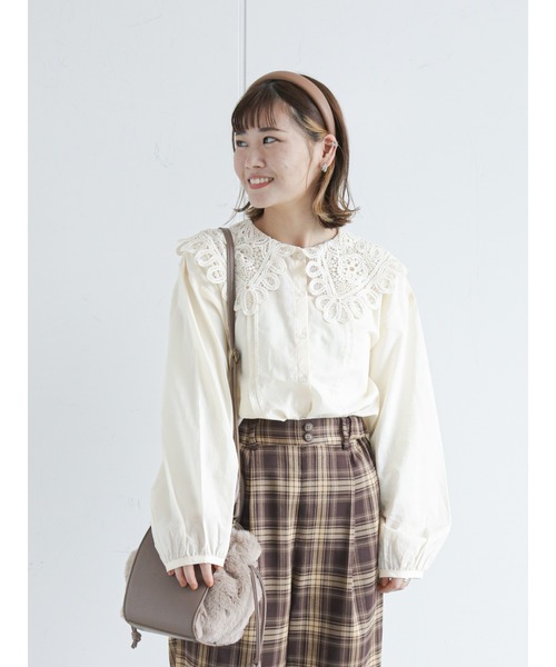 ehka sopo（エヘカソポ）の「バテンレース衿ブラウス（シャツ/ブラウス・レディース・キナリ/オフホワイト/ブラック・ﾌﾘ-）」の5枚目の写真