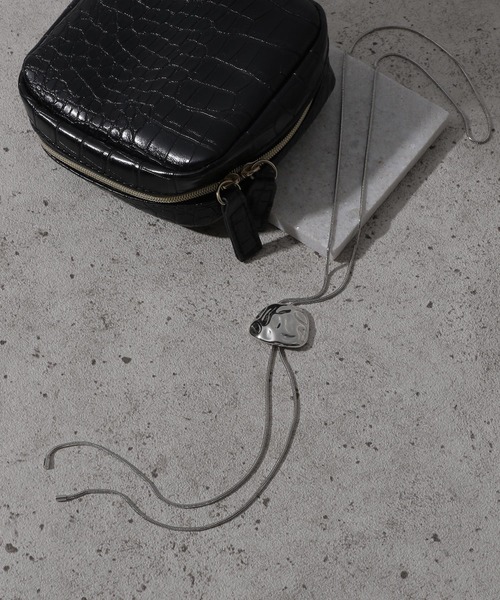 PAGEBOY(ページボーイ)の「WEB限定アイテム / サークルループタイ(ネックレス・レディース・シルバー・FREE)」の1枚目の写真