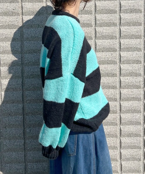 BEATJIVE（ビートジャイブ）の「ビッグシルエット 太ボーダー ニット レディース（ニット/セーター・レディース・ブラック×ピンク/ブラック×グリーン/ブラック×ホワイト・FREE）」の12枚目の写真