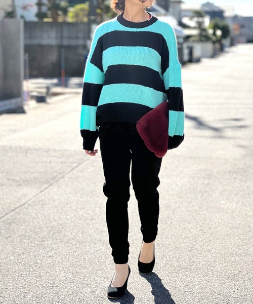 BEATJIVE（ビートジャイブ）の「ビッグシルエット 太ボーダー ニット レディース（ニット/セーター・レディース・ブラック×ピンク/ブラック×グリーン/ブラック×ホワイト・FREE）」の18枚目の写真