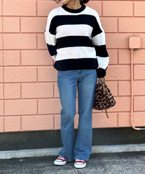 BEATJIVE（ビートジャイブ）の「ビッグシルエット 太ボーダー ニット レディース（ニット/セーター・レディース・ブラック×ピンク/ブラック×グリーン/ブラック×ホワイト・FREE）」の19枚目の写真