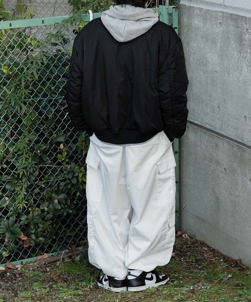 kutir(クティール)の「ダブルポケットスノーカーゴパンツ(カーゴパンツ・メンズ・ホワイト/ブラック/カーキ・SMALL/MEDIUM/LARGE)」の11枚目の写真