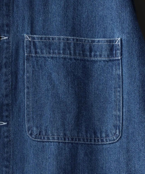 SITRY(シトリー)の「over size denim cover all jacket/オーバーサイズ デニム カバーオール ジャケット(カバーオール・メンズ・ライトインディゴブルー/ブラック・M/L)」の6枚目の写真