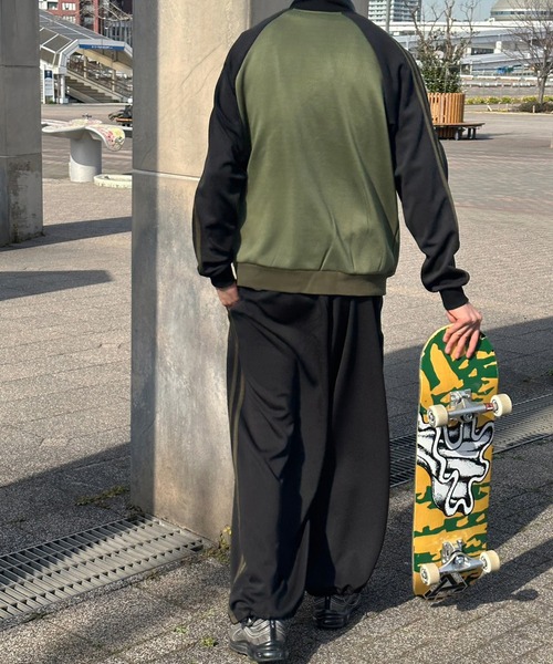 kutir（クティール）の「サイドライン配色トラックジャケット(セットアップ着用可)（その他アウター・メンズ・ネイビー/カーキ/アイボリー・MEDIUM/LARGE）」の10枚目の写真