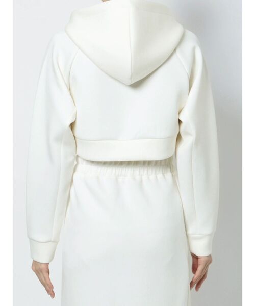 MURUA（ムルーア）の「ロゴクロップドパーカー（Tシャツ/カットソー・レディース・ブラック/アイボリー・FREE）」の21枚目の写真