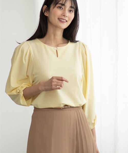 index（インデックス）の「◆ツイストスリーブトップス【接触冷感/洗濯機洗い可】（Tシャツ/カットソー・レディース・ライトブルー/イエロー系その他/オフホワイト/ネイビー・36/38/40/42）」の12枚目の写真