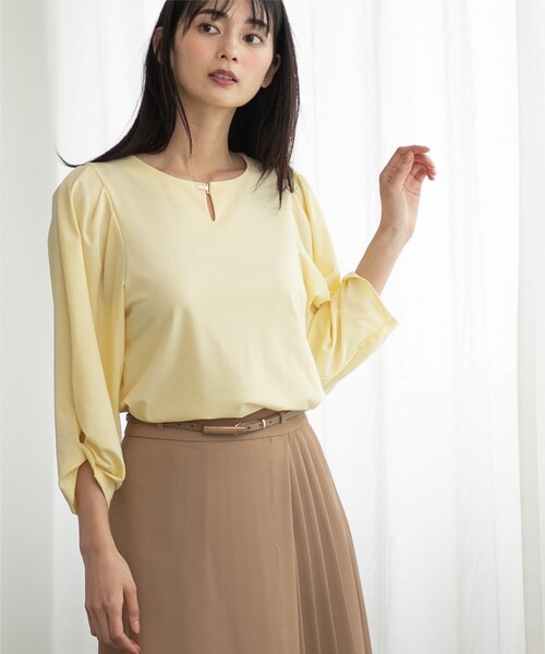 index（インデックス）の「◆ツイストスリーブトップス【接触冷感/洗濯機洗い可】（Tシャツ/カットソー・レディース・ライトブルー/イエロー系その他/オフホワイト/ネイビー・36/38/40/42）」の13枚目の写真