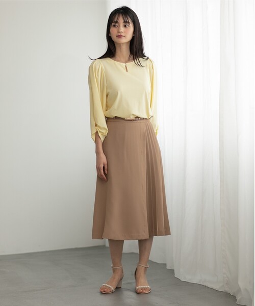 index（インデックス）の「◆ツイストスリーブトップス【接触冷感/洗濯機洗い可】（Tシャツ/カットソー・レディース・ライトブルー/イエロー系その他/オフホワイト/ネイビー・36/38/40/42）」の15枚目の写真