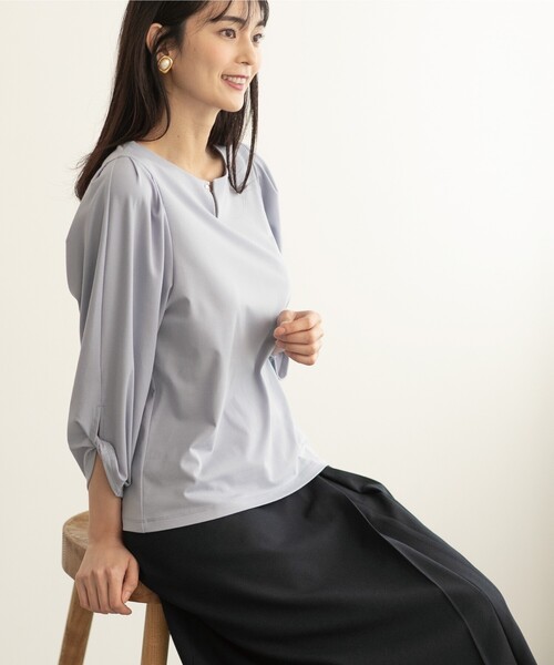 index（インデックス）の「◆ツイストスリーブトップス【接触冷感/洗濯機洗い可】（Tシャツ/カットソー・レディース・ライトブルー/イエロー系その他/オフホワイト/ネイビー・36/38/40/42）」の18枚目の写真